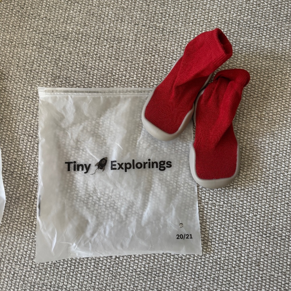 Brand New - Tiny Explorings, baby sock shoes   Size 12-18 mo